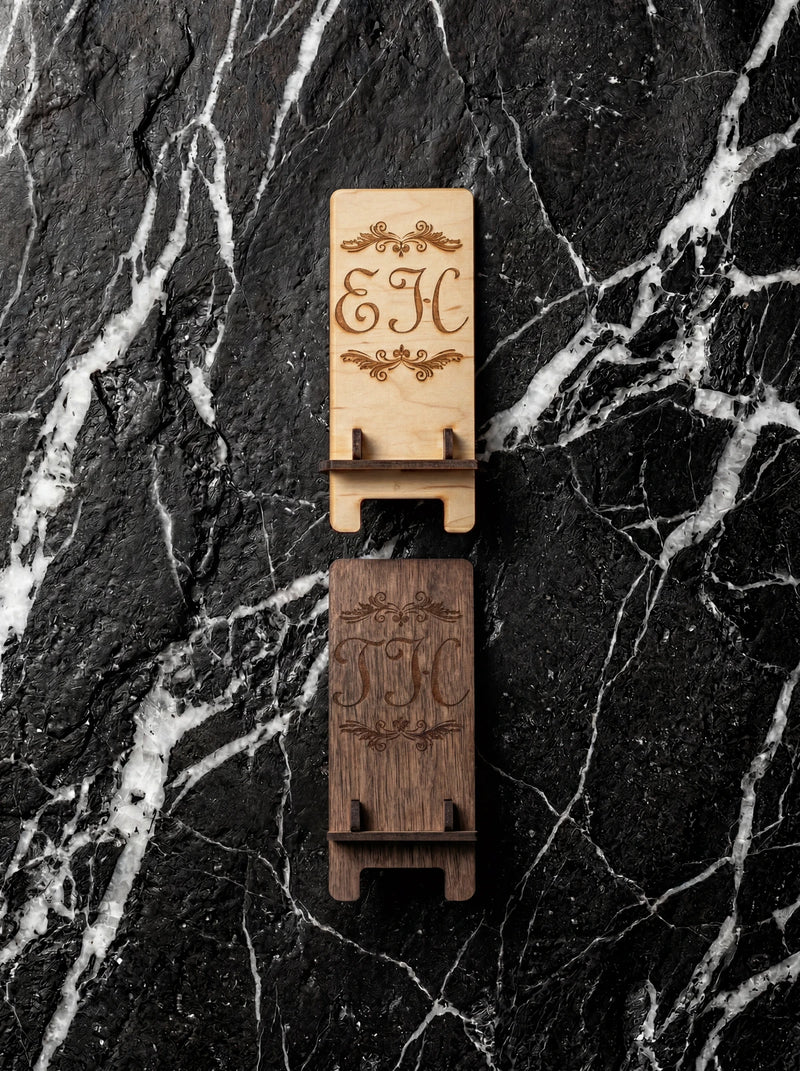 Eagle River Phone Stand